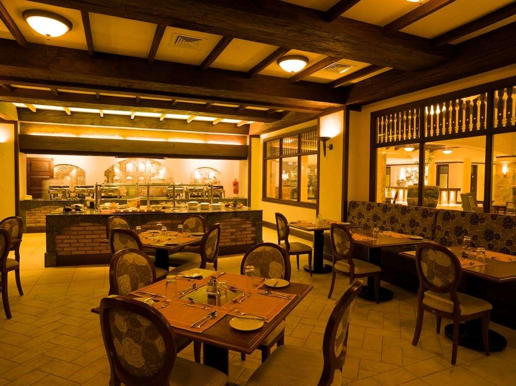 Lake Victoria Serena Golf Resort & Spa Kigo Restoran fotoğraf